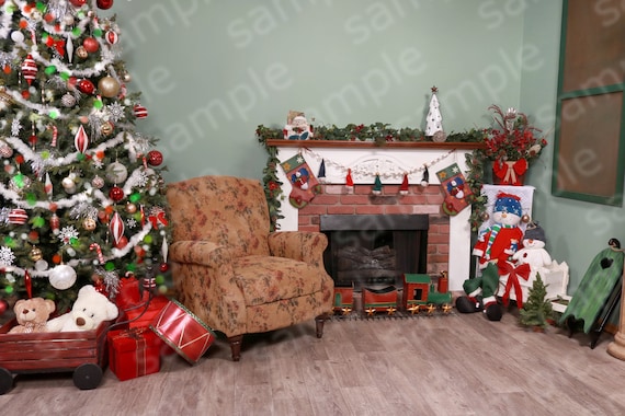 Bạn muốn tạo không khí Giáng Sinh trong video của mình? Hãy tự tay thiết kế một Christmas backdrop lung linh nhất với những hoa phong lan, ông già Noel và những cành thông. Cùng giữ lấy một tính năng video độc đáo và chuyên nghiệp.