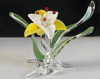 Lily Handblown Glass Sculpture