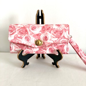 Cartera con asa de mano; Cartera de tela con ranuras para tarjetas; Carteras de mujer; Carteras hechas a mano; Carteras de boda; Regalos para mujeres / www.BLHandmade.com
