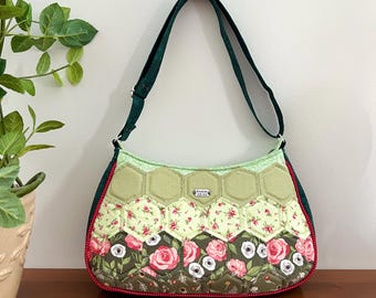 Handmade Floral Patchwork Shoulder Bag: Quilted Cotton Hexagon Design Bag