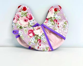 Pick any pair of: quilted bird-shaped potholders; Oven Mitt | www.BLHandmade.com