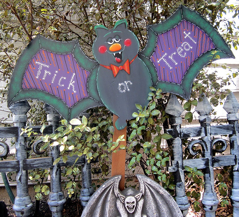 Halloween Bat Yard Sign Halloween Yard Art Halloween - Etsy