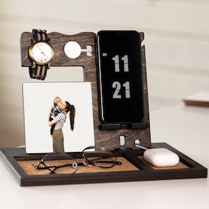Personalized Corporate Gift Docking Station Mens Birthday Gift Custom logo Wooden Organizer Tech Gift Gift Set for men Office Desk Decor