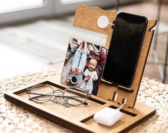 Houten laadstation iwatch Watch, AirPods laadstation, bureau accessoires, multi-apparaat laadstation, verjaardagscadeau voor hem, vader