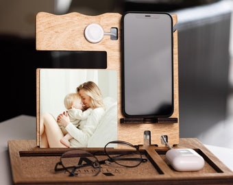 Gift for men personalized docking station wood desk organizer dad boyfriend husband birthday gift 5th anniversary gift