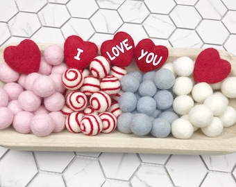 Valentine's Day Felt Ball Garland, I love you garland, Valentine's Day Decor, Mantle Decor, Valentine's Day Party Decoration, Wool Felt Ball