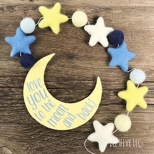 Regalo de baby shower, decoración de guardería, Love You To The Moon, Guirnalda de bola de fieltro, Garland de pom pom