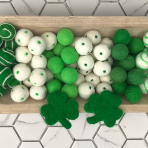 Shamrock Love St.Patricks Day felt ball garland