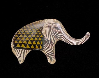 Vintage Modernist Acrylic Lucite Sculpture Elephant by Abraham Palatnik Made in Brazil