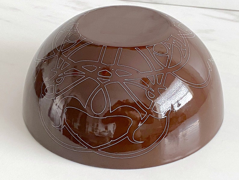 Vintage Mid Century Modern Enameled Bowl Brown w/ White Design 7 7/8 Diameter Cathrineholm Finel Scandinavian Enamelware TWO AVAILABLE image 4