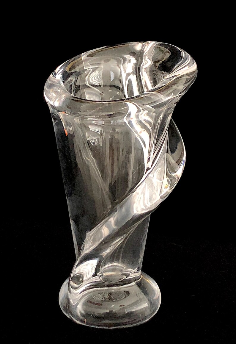 Vintage Modernist Fine French Art Glass Crystal Calla Lily Art Vannes Le Chatel Figural Floral Vase Sculpture France 1960s 1970s image 2