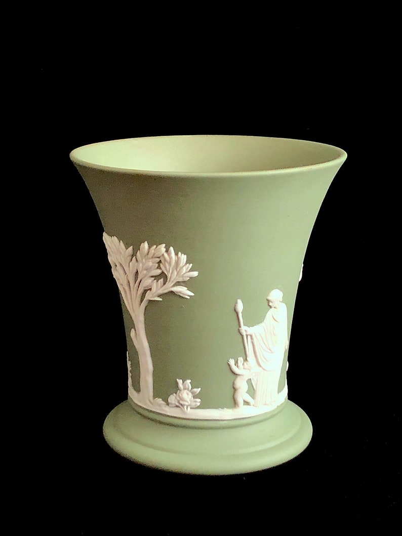 Vintage 1960 Wedgwood Green /& White Jasper Jasperware Urn Vase 3.75 Tall with Neoclassical Scenes England English Porcelain