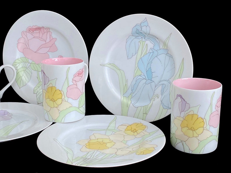 Vintage 1970s Modern Luncheon Set of 4 SPRING GARDEN Plates and Mugs Cups Fitz and Floyd Japan Japanese image 4