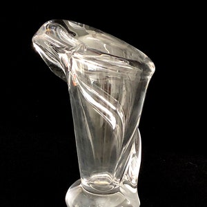 Vintage Modernist Fine French Art Glass Crystal Calla Lily Art Vannes Le Chatel Figural Floral Vase Sculpture France 1960s 1970s image 5