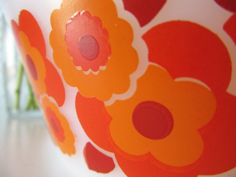 Vintage Arcopal Casserole Dish with Orange and Red Floral Design Lotus 70s