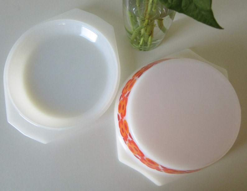 Vintage Arcopal Casserole Dish with Orange and Red Floral Design Lotus 70s