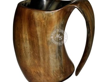 Handgefertigter Humpen vom Ochsenhorn: Mittelalterlicher Bier-, Bier-, Met-Krug