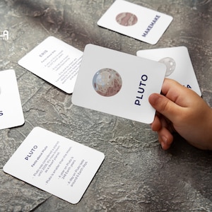 Téléchargement instantané d'art numérique pour enfants, planète naine de l'espace, Flash/cartes factuelles (version écologique)