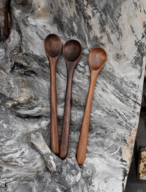 Cucchiaio da cucina in legno Cucchiaio da cucina in legno di noce Utensile da  cucina Cucchiaio per agitazione cucchiaio artigianale unico Regalo per  utensile in legno in edizione limitata -  Italia