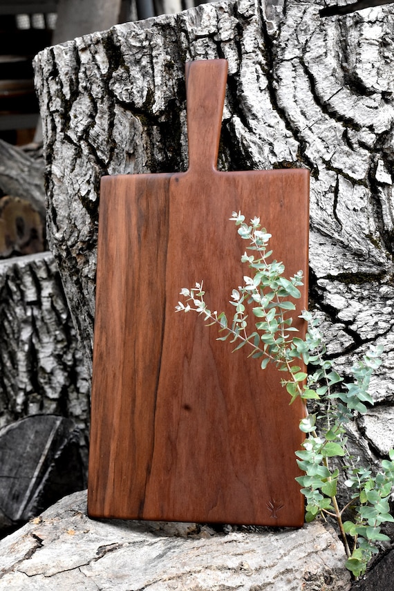 Thin Lady Board, Walnut Wood, Serving & Cutting Board, Very Elegant Large  Size, Light Board 