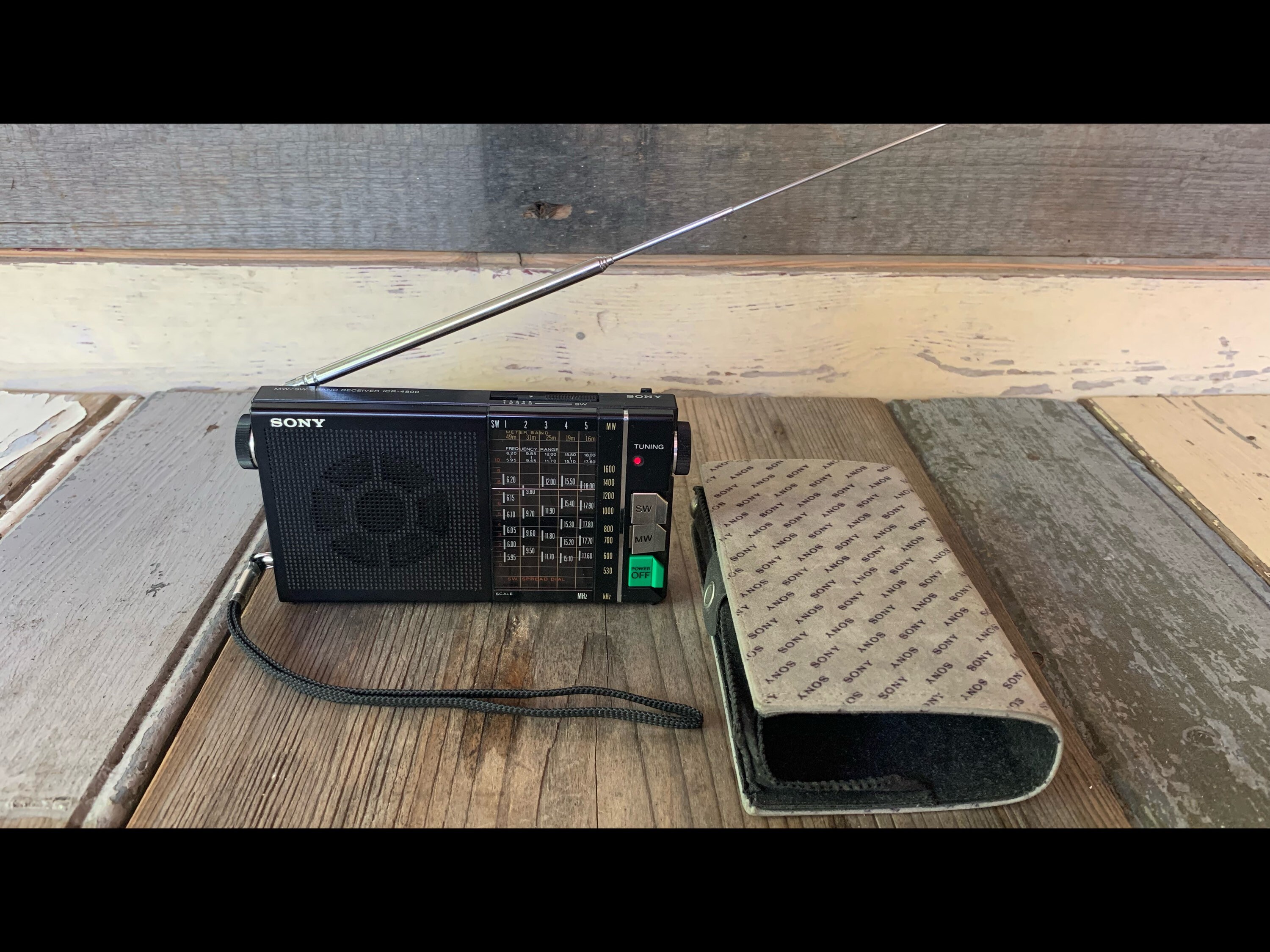 Vintage World Band Radio, Made in Japan, Sunny Global Radio, Rare and