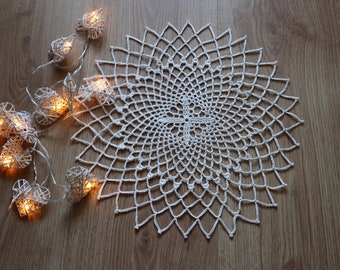Beige Crochet Doily, Small Round Doily, Table Centerpiece, Coffee Table Decor