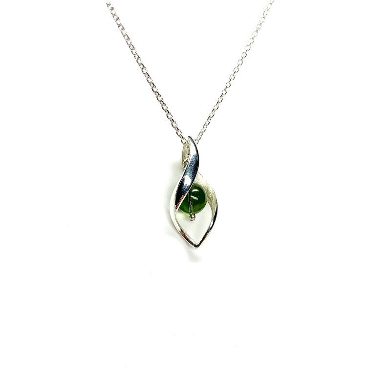 Charis Jewelry Gold SV925 K18 Healing Moldavite Gemstone Sterling Silver 8mm necklace made in Japan Pendant Birthstone Gift Jewelry Green