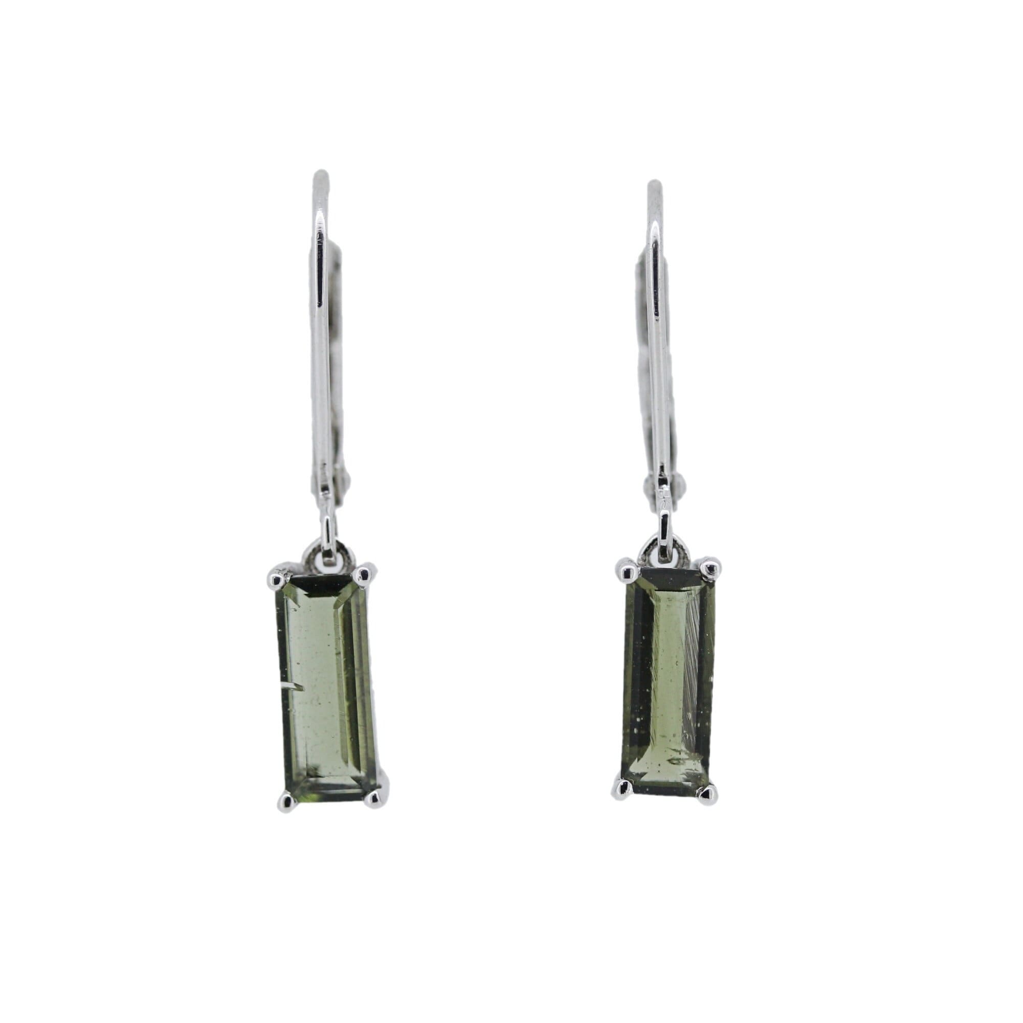 Moldavite Silver earring / Natural glass / Sterling silver 925 / Olive green / Width 5mm Height27mm / Unisex / Impact glass / SEMDV-003