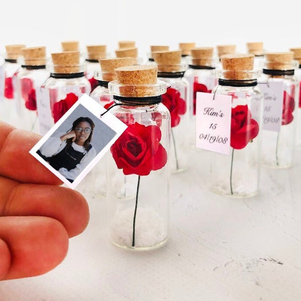 Quinceanera Photo Party Favors, Personalized Sweet 16 Favors in Bulk, Forever Red Rose in a Bottle, Custom Party Favors For Guests 10pcs