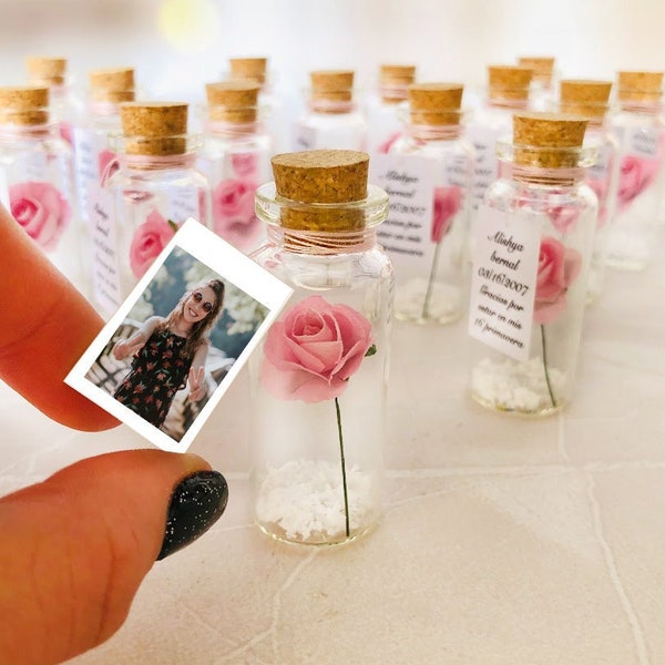 Sweet 16 Party Favors With Custom Photo - Personalized Quinceanera Birthday Party Favors - Miss Quince - Forever Rose in Glass Dome - Mis 15