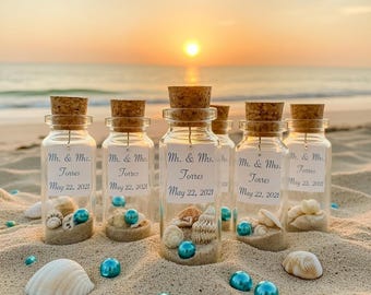 Wedding favors for guests 10pcs Beach Wedding favors Thank You Gift Personalized Message in a bottle Unique Destination Wedding favors Sand