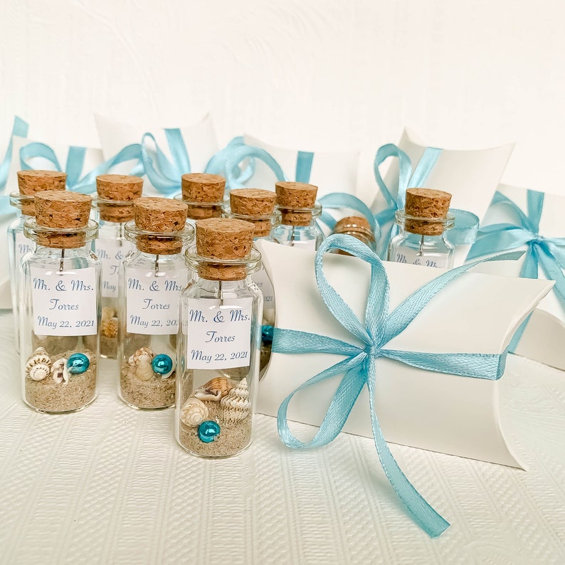 Wedding favors for guests 10pcs Beach Wedding favors Thank You Gift Personalized Message in a bottle Unique Destination Wedding favors Sand Bild 9