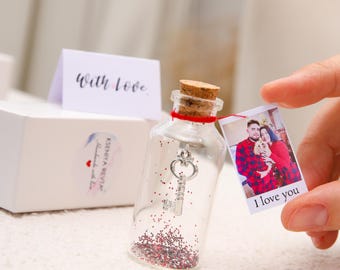 Anniversary Gift for Him or Her, You hold the key to my heart, Romantic I Love You Gift for Girlfriend or Boyfriend, Personalized Present