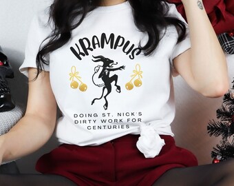 Camiseta divertida de Merry Krampus, camiseta de humor gótico, camiseta navideña de Krampusnacht, ropa de terror navideña espeluznante, camiseta pagana gótica navideña