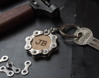 Personalized Bicycle Chain Keychain, Custom Engraved Initials, Eco-Friendly Gift for a Cyclist