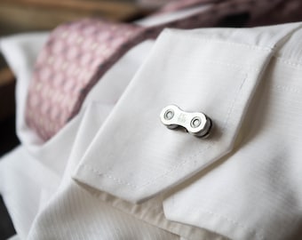 Silver Bike Chain Cufflinks - Perfect Wedding or Anniversary Gift for your Cyclist - Custom Engraved Message