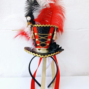 Circusdirecteur mini-hoge hoed Lion Tamer Ringleader Burlesque showgirl Jester