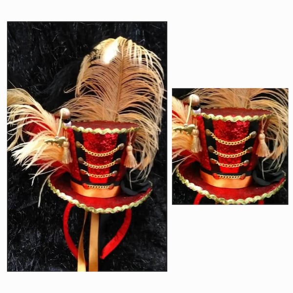 Domador de leones de circo, mini sombrero de copa, líder de pista, maestro de pista, vedette burlesca