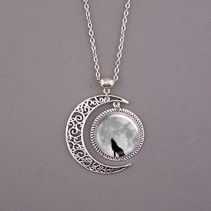 Wolf Howling Moon Pendant Necklace, Custom Picture Art
