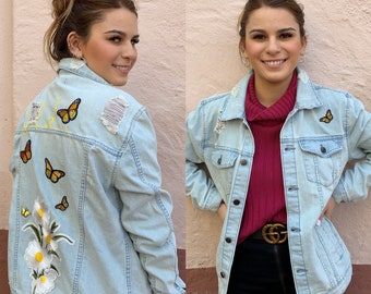 Butterflies and daisies