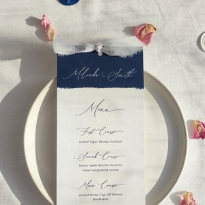 Menu di nozze, Segnaposti blu scuro inclusi, inchiostro bianco, menu elegante, menu di nozze, stampato, menu di nozze con biglietto da visita, strutturato, menu a nastro