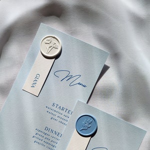 Menú de boda azul, Menú con sello de cera, Menú azul francés, Tarjetas de lugar incluidas, Menú elegante, Menú de boda, Menú de boda azul claro, Azul pálido