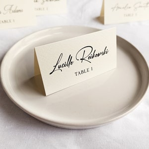 Simple Escort Cards, Ivory place cards, Tent escort cards, ivory Name Cards, Wedding Escort Cards, Elegant Name Card, Wedding Place Cards