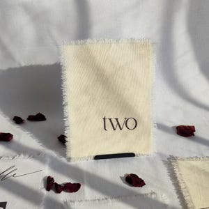 Numeri da tavolo in tessuto, numeri da tavolo naturali, numeri da tavolo in cotone, segnatavolo in lino, numeri da tavolo in cotone stampato,