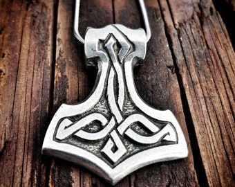 Mjolnir Pendant - Thor's hammer Viking Necklace in  Fine Pewter