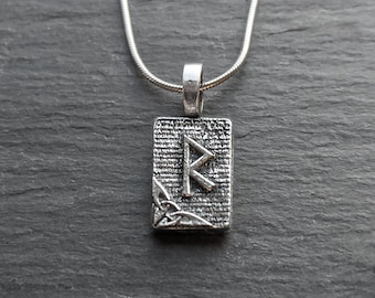 Raidho Rune Pendant – Safe Journey, Progress, Planned Change – Ancient Traditions