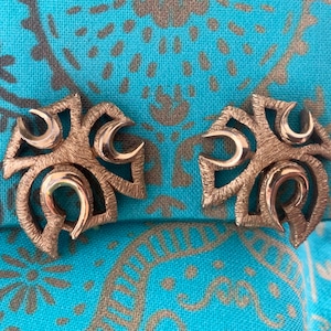 Vintage Crown Trifari Clip-On Earrings, Brushed Gold Tone, c.1950-1960&#39;s, Signed.