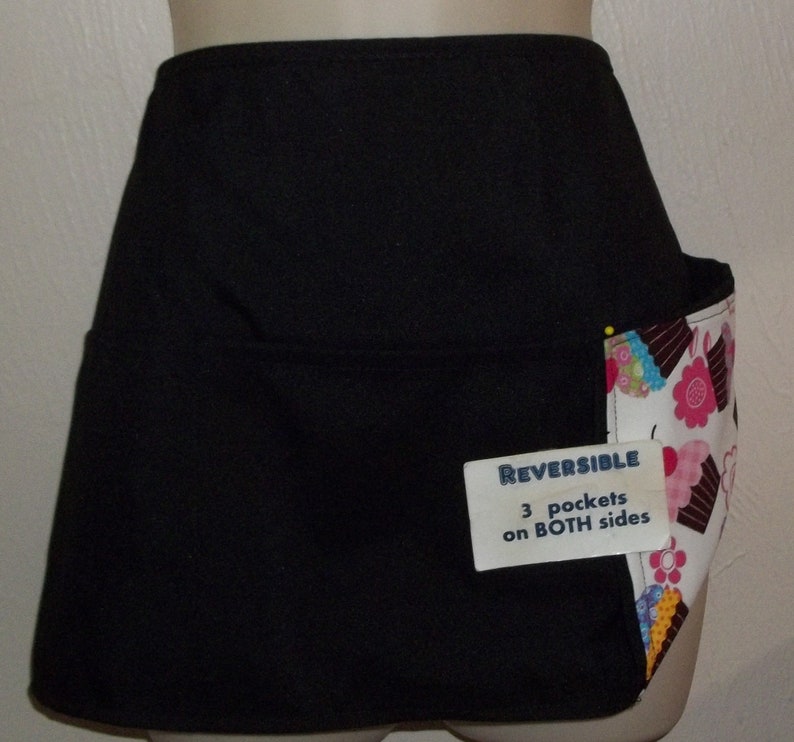 Handmade reversible server waitress waist apron Cupcakes with three pockets on both sides 6050 R image 6