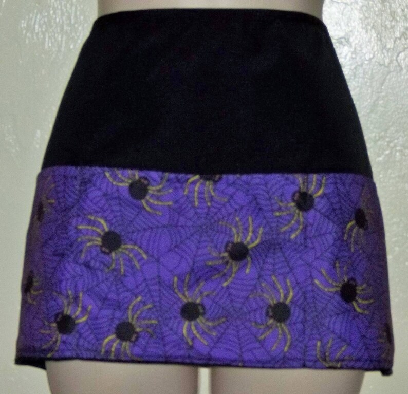 Handmade Reversible server waitress waist waiter apron Halloween Spider & Web on Purple with three pockets 8080 R free embroidery image 2