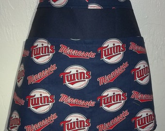 Handmade server waitress waiter half apron MLB Minnesota Twins  with three pockets, free name embroidery  2580